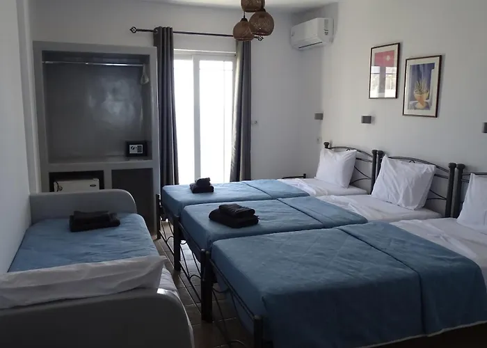 Hermes-Ios Rooms To Let